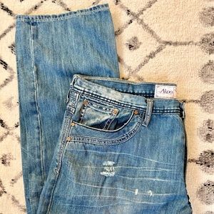 Men’s Akoo jeans lightly distressed straight fit size 42